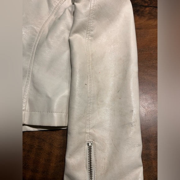 C&C California Girls Embroidered White Faux Leather Jacket - Picture 6 of 7